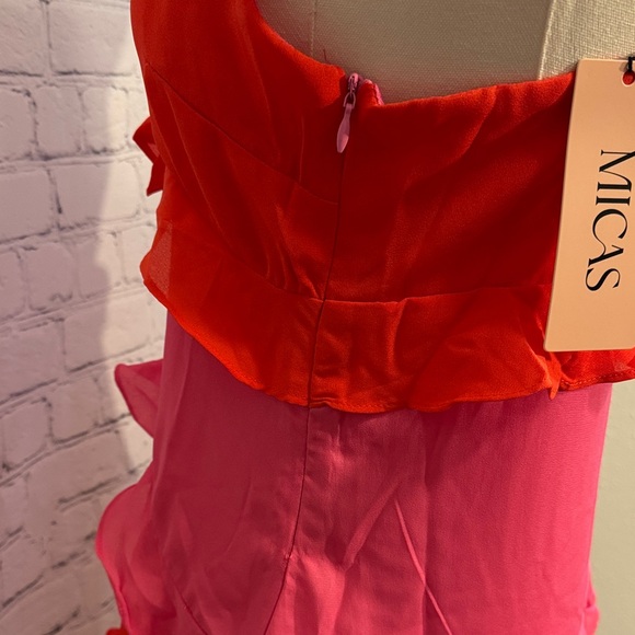 Colorful Ruffled Mini Dress - Picture 4 of 6